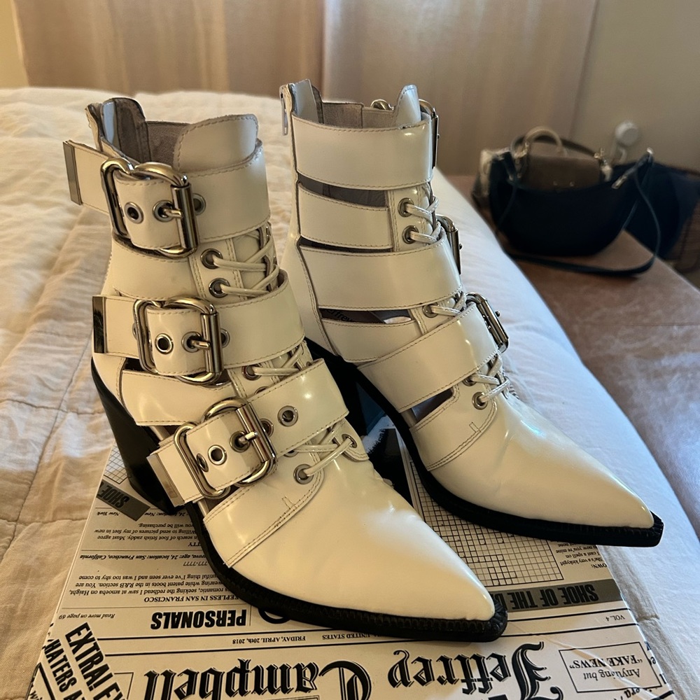 Jeffrey Campbell Caceres Boot